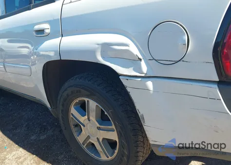 2005 Chevrolet Trailblazer Lt из США, поврежденный, VIN 1GNDS13S352154798